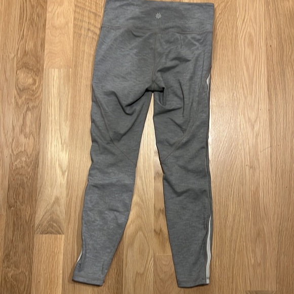 Athleta Crop Leggings Side Panel Netting Small - Picture 5 of 7